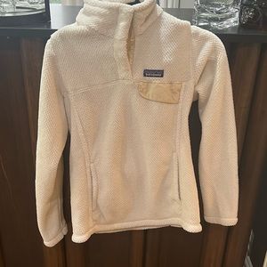 Patagonia sweater. Small. Never worn.